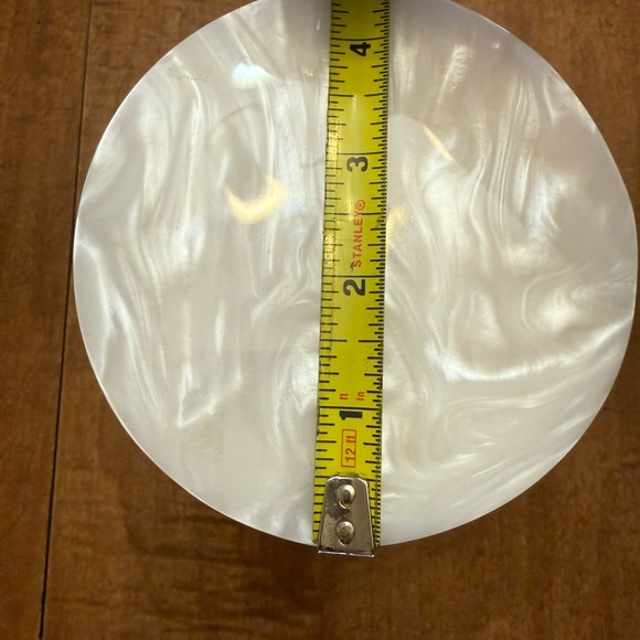 KMQ Vintage Style Acrylic Handbag - Picture 7 of 7